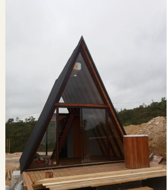 Chalé A-Frame pronto para entrega